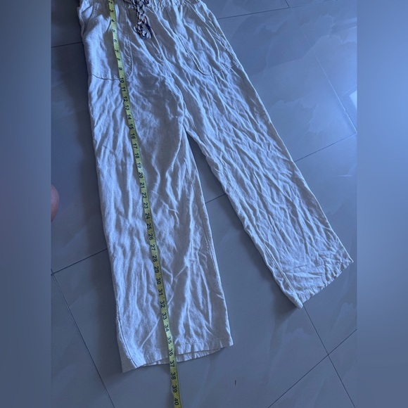 Style Me / Elastic Waist Semi-Sheer Linen Blend Beige Crop Capri Pants - Picture 10 of 16